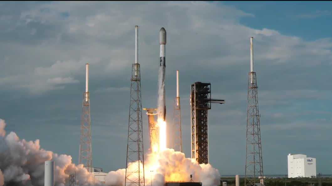 SpaceX launches 29 Starlink satellites from Florida's Space Coast
