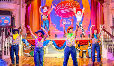 A Huge Celebrity Just Made a SURPRISE Appearance in Magic Kingdom