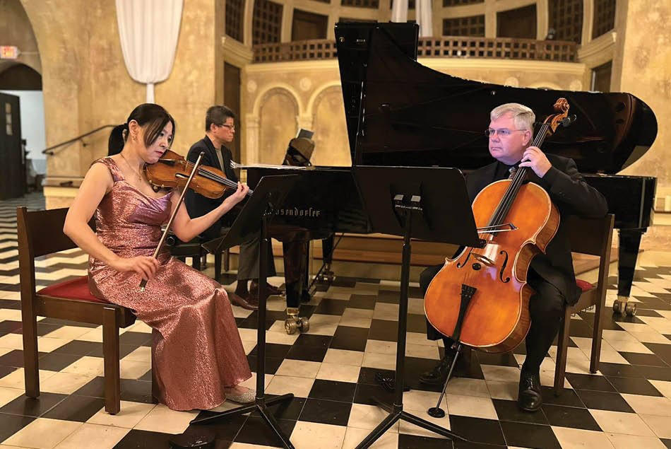 South Florida Symphony Returns With Candlelit Summer Concerts