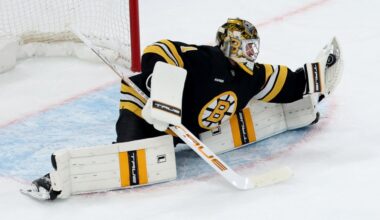 Bruins goalie Jeremy Swayman loses out on Vezina Trophy to Lightning star