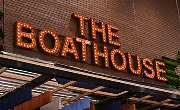 The boathouse sign at UNF.