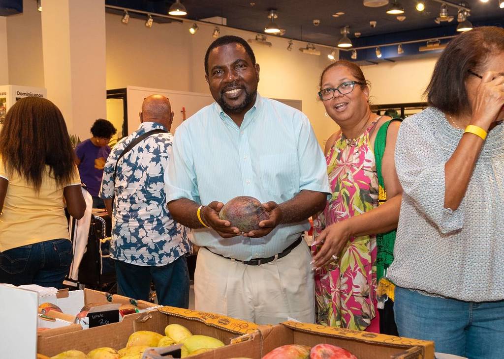 Celebrate Father's Day at Island SPACE Mango Festival
