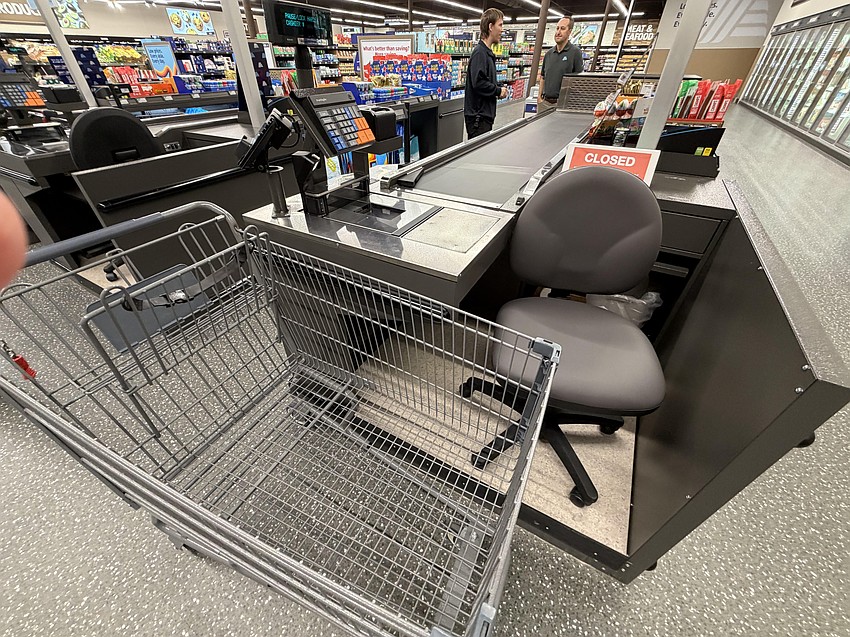 One of five checkout lanes at Aldi Downtown was ready for business.