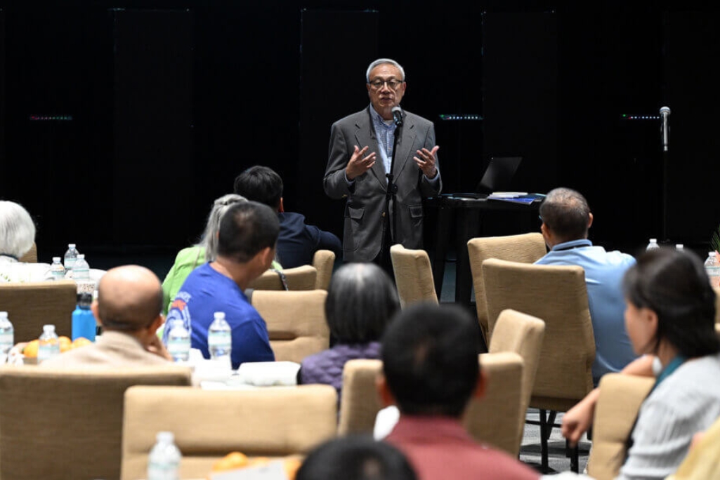 Chinese gather for fellowship in Orlando • Biblical Recorder