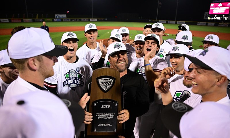 Huskies Face Coastal Carolina Friday Night In NCAA Tallahassee Regional