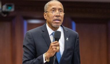 One senator, two endorsements: Rouson backs Crist and Welch