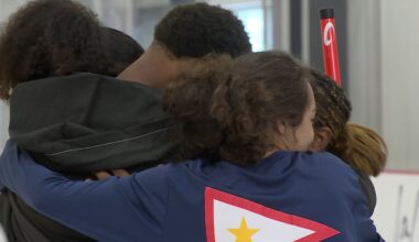 Gold Star kids find healing, friendship on the ice at Fort Lauderdale curling event