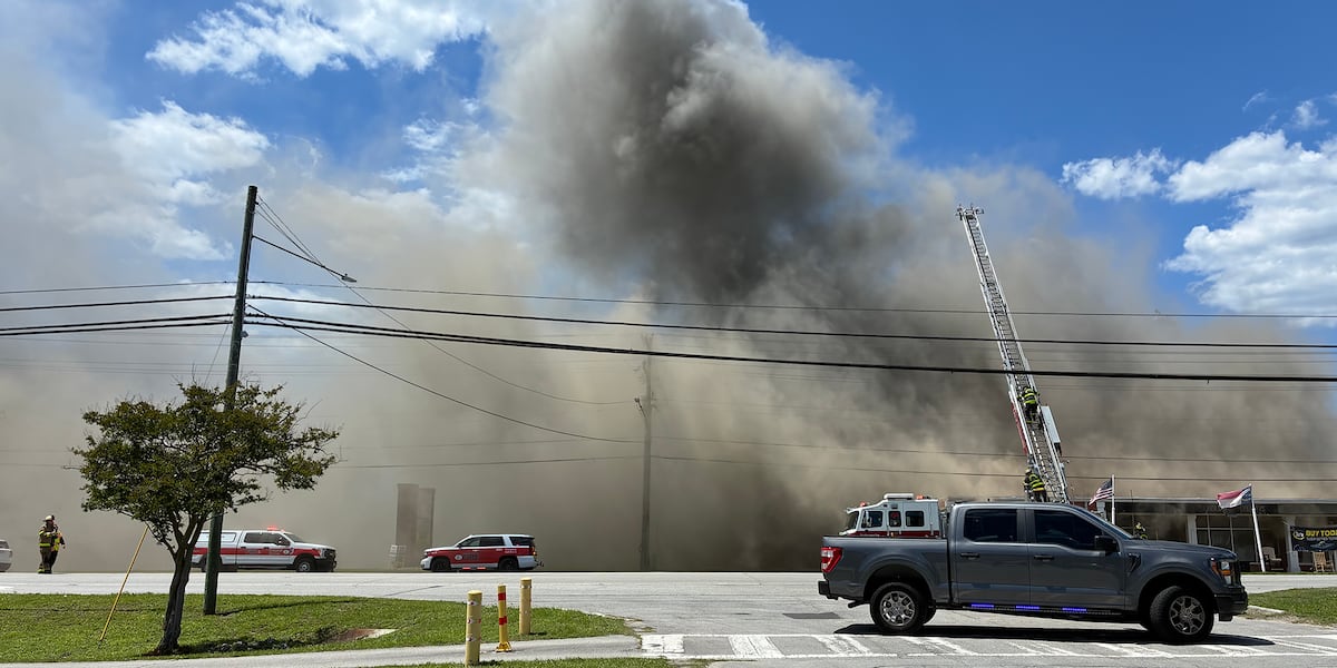 Warehouse fire shuts down major street in Jacksonville