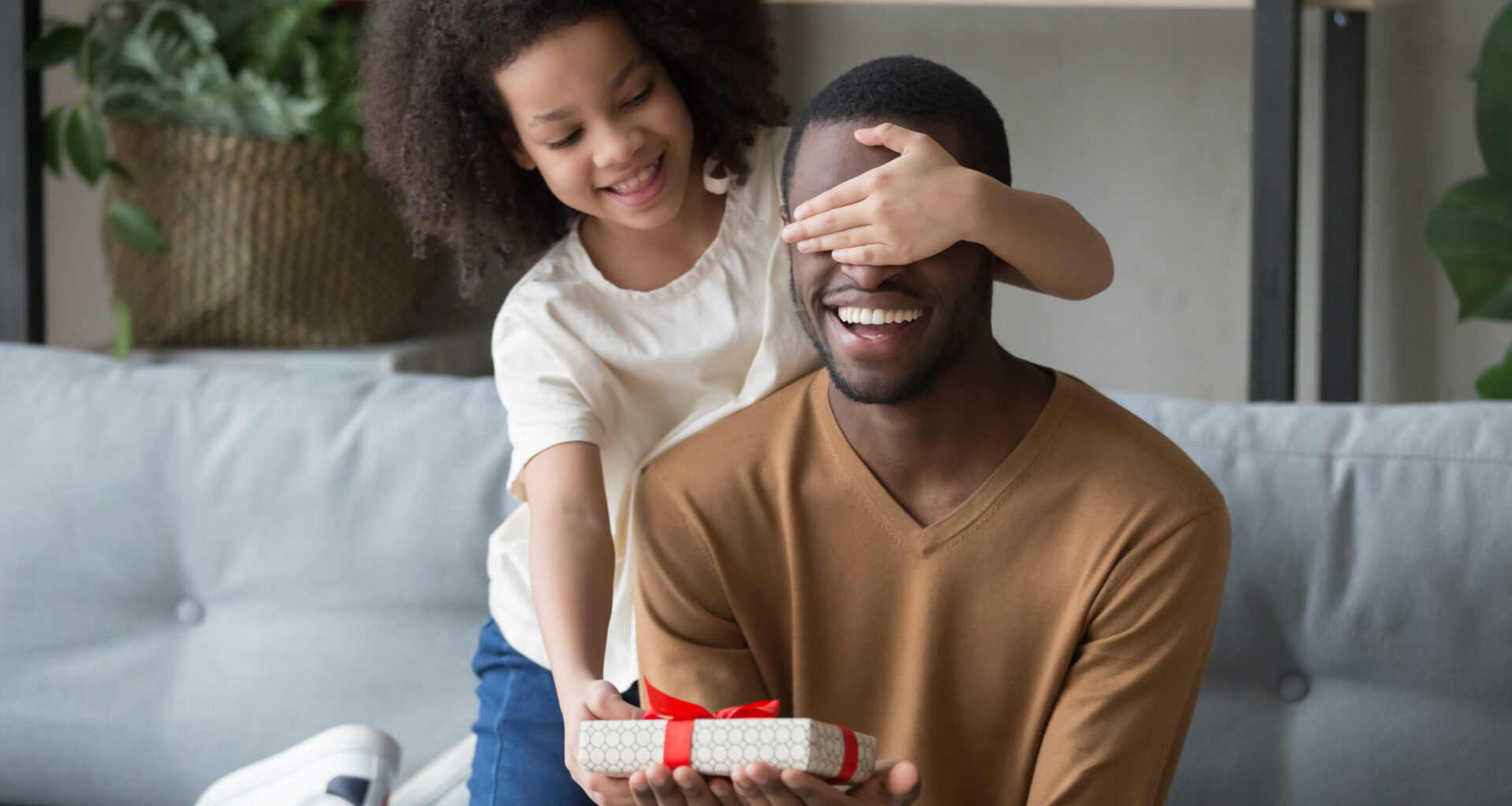 Florida Retail Federation projects record spending on Father's Day in Sunshine State