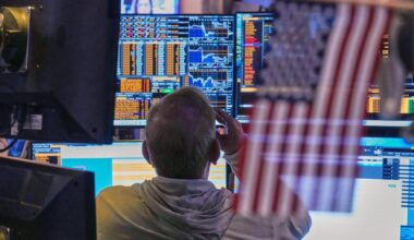 US stocks drift as oil falls and Wall Street waits for SpaceX’s debut – Orlando Sentinel