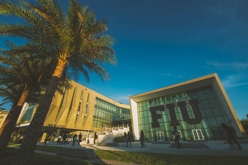 From MMC to GMA, How FIU alumni Gio Benitez established himself as an award winning journalist