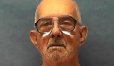 Florida executes 74-year-old Dusty Ray Spencer for stabbing wife to death