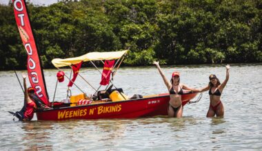Weenis 'N Bikinis brings a 'Bay Watch' meets Hulk Hogan type vibe to Tampa Bay's food boat scene
