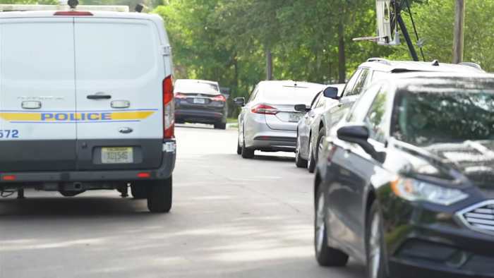 JSO on the scene of an investigation on Lincrest Drive