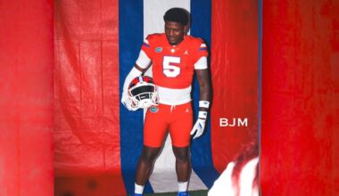 Florida football picks up four-star commitment over LSU, Florida State
