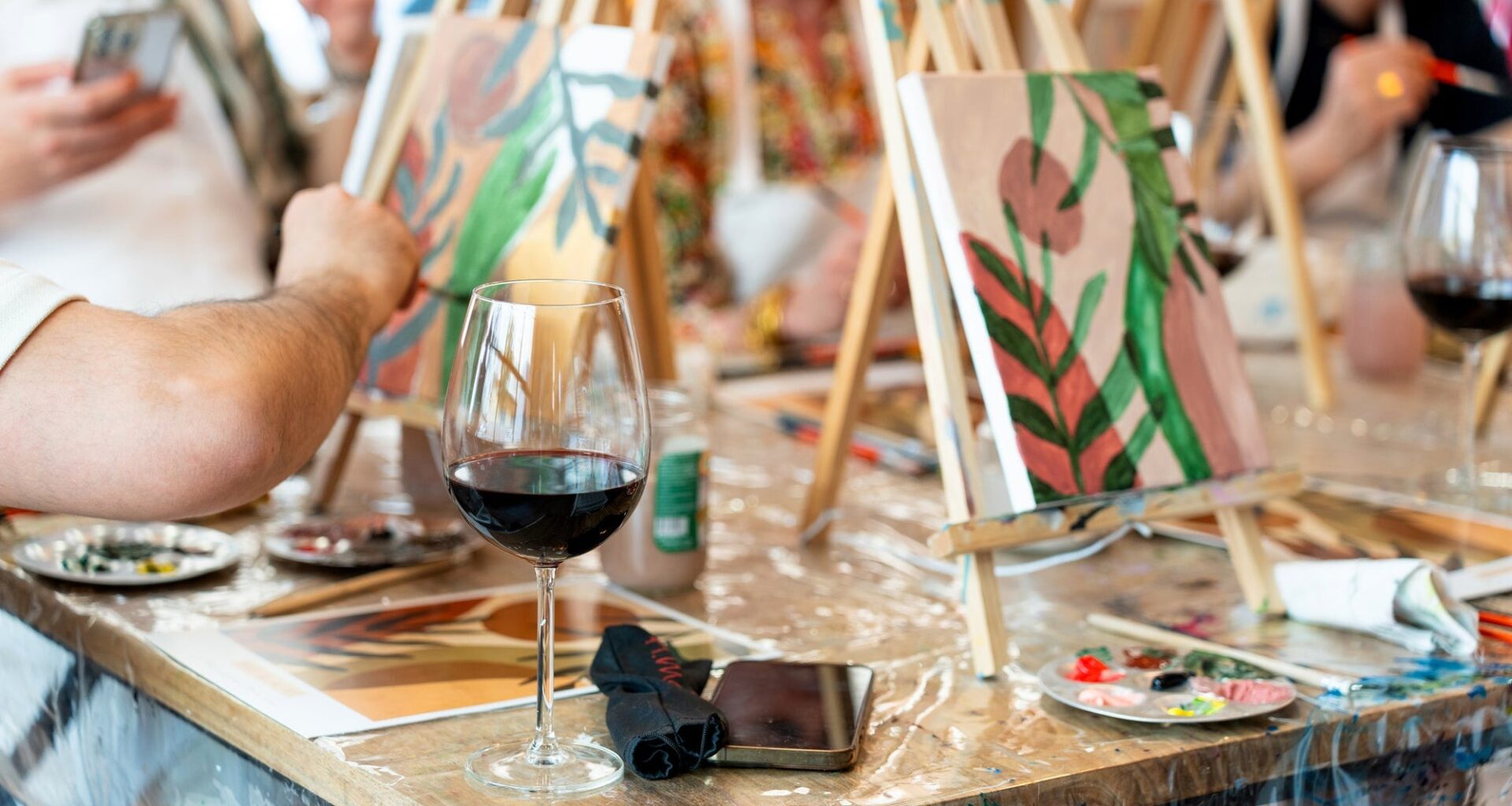 Sip-and-Paint Studio Opens in Downtown St. Petersburg This Month