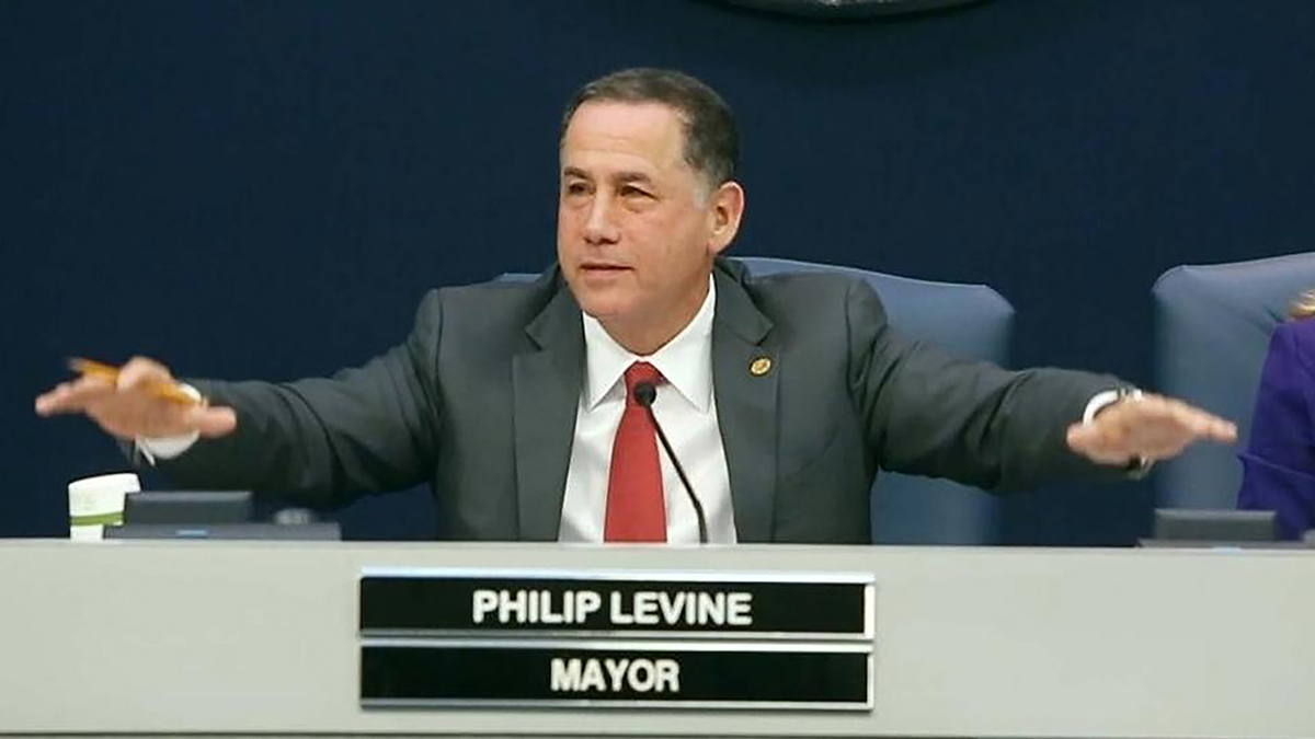 GOP lawmakers seek sex assault investigation of ex-Miami Beach Mayor Philip Levine amid Epstein probe – NBC 6 South Florida