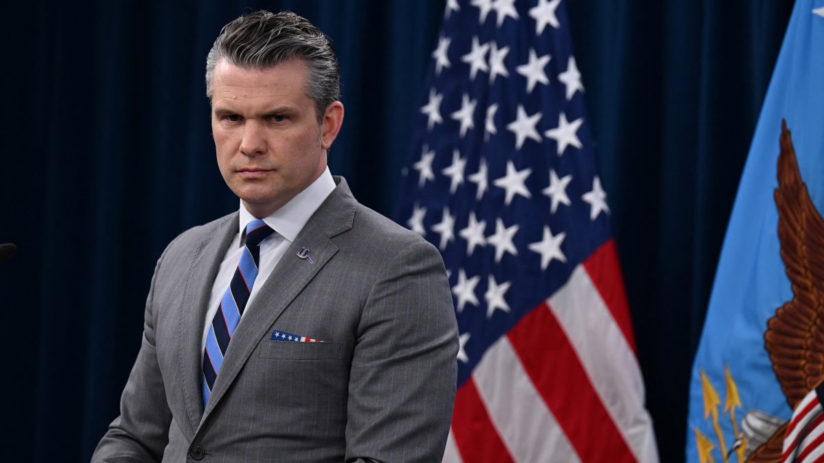 Hegseth heads to Guantanamo Bay as U.S. keeps pressure on Cuba – NBC 6 South Florida