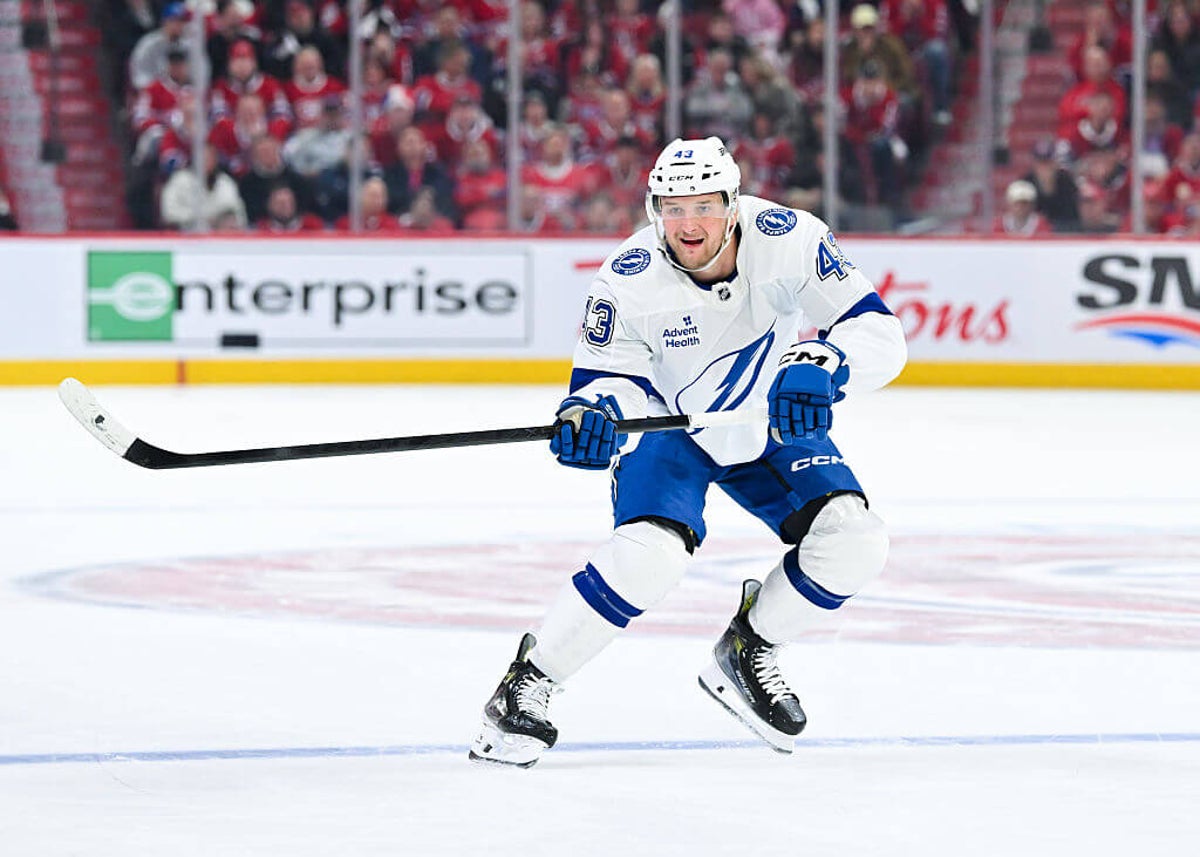 Maple Leafs acquire defenseman Darren Raddysh in blockbuster sign-and-trade