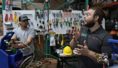 AI job replacement in greater Miami: what workers should know