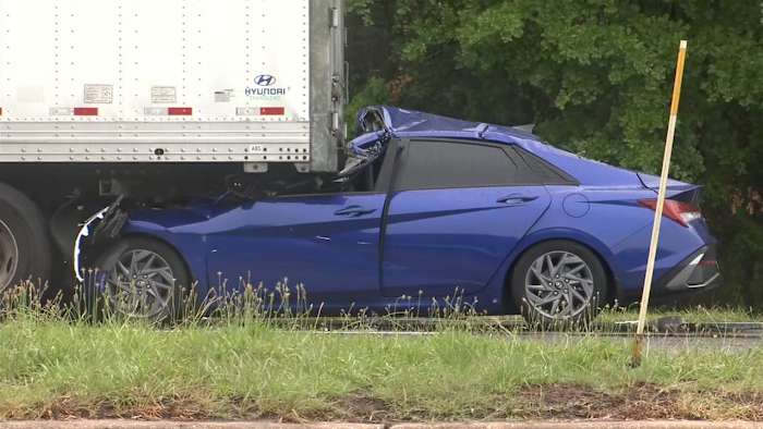 Man killed, child with critical injuries after rear-ending semi-truck at New Kings Road and Soutel Drive