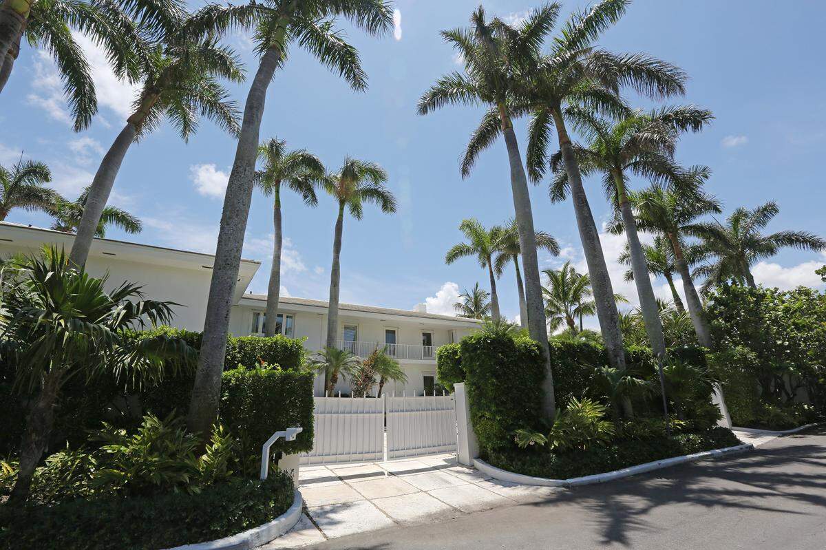Jeffrey Epstein's waterfront mansion on El Brillo Way in Palm Beach, Florida, in 2018.