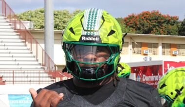Five-star 2027 recruit defensive lineman Jalen Brewster