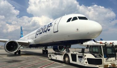JetBlue Shrinks in Newark and LaGuardia