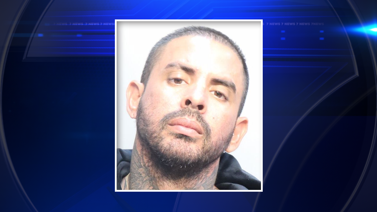 Miami man charged with attempted murder after girlfriend was stabbed 34 times, police say - WSVN 7News | Miami News, Weather, Sports