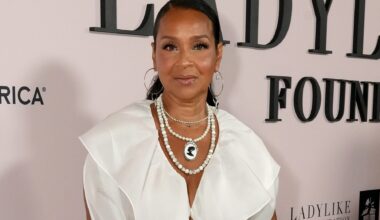 LisaRaye Has The Internet Taking Notes After Hitting Yung Miami's Spend Dat Challenge