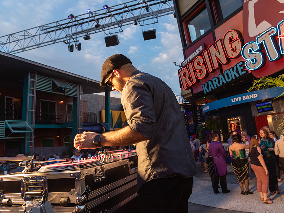 Live DJ performing at Universal CityWalk for Fourth of July.