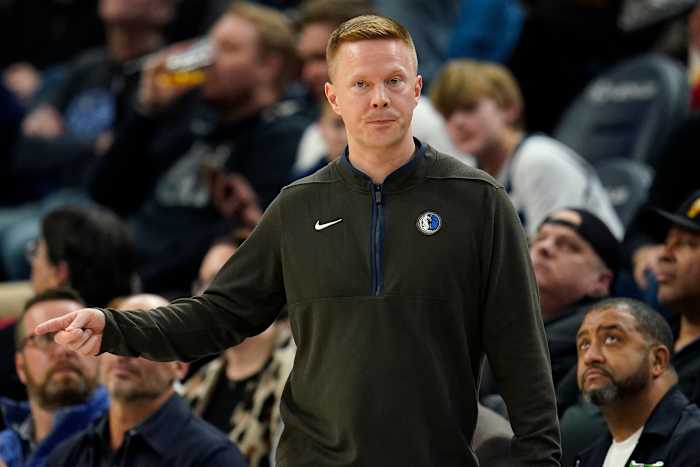Orlando Magic to introduce new coach Sean Sweeney