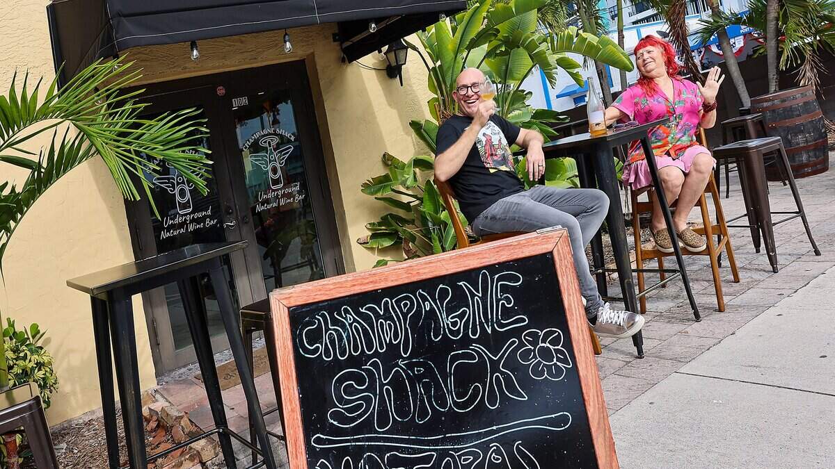 Champagne Shack wine bar in Hollywood