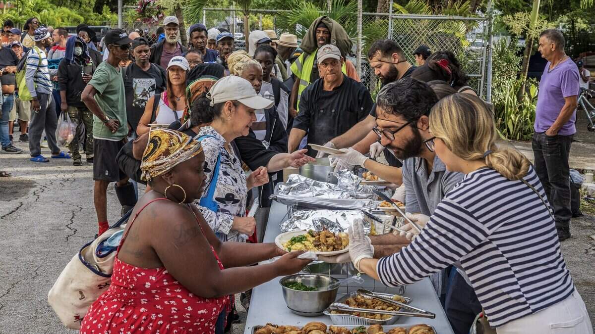 Turning restaurant leftovers into meals to combat Miami’s food insecurity