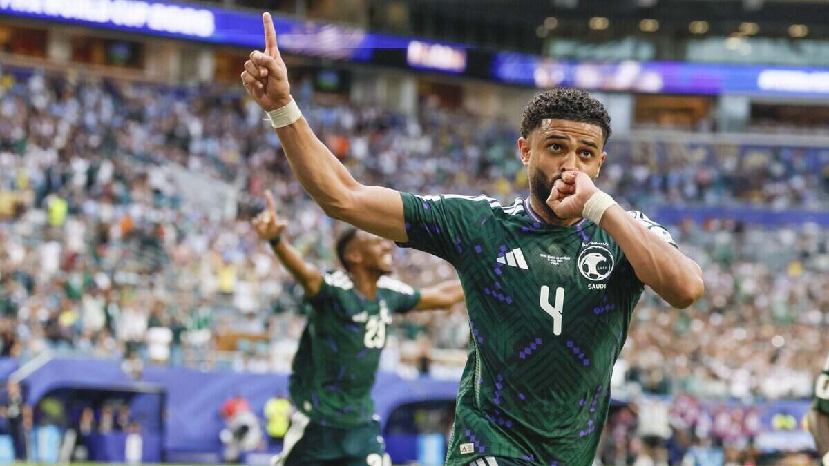 Uruguay vs. Saudi Arabia 1-1 World Cup Group H result, recap