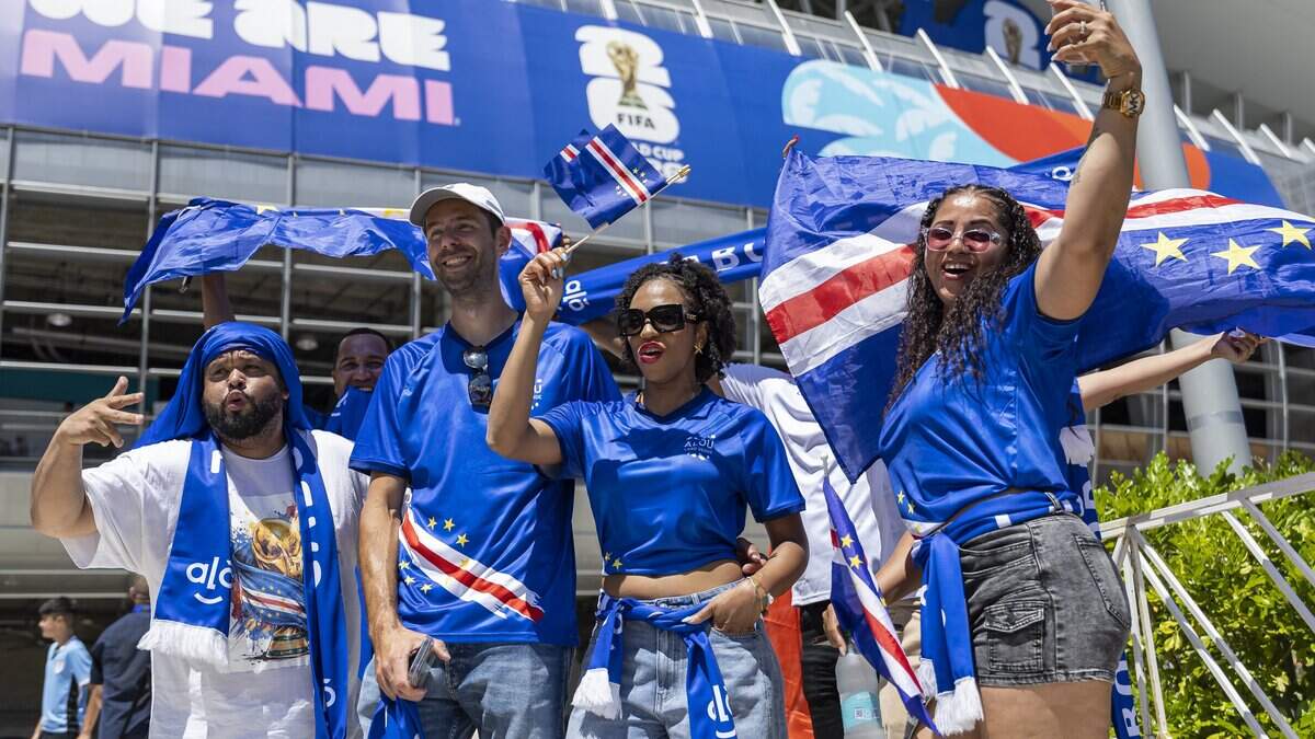 Live: Cape Verde vs. Uruguay at Hard Rock Stadium