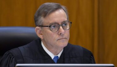 Bid to oust Miami judge over ruling is rare, likely to fail
