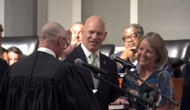 ‘Things are looking bright’: Howland sworn in as Jacksonville City Council president