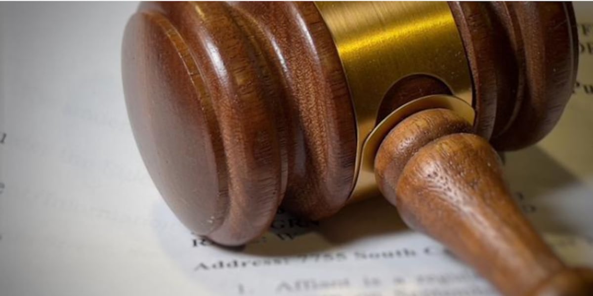 Tampa-area nurse sentenced for stealing drugs from hospital