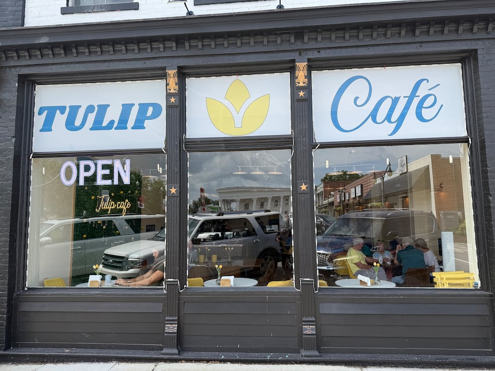 Tulip Cafe