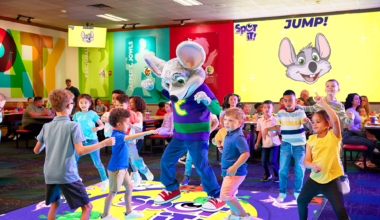 Chuck E. Cheese Hialeah, FL And Asmodee Bring Spot It!® To Life Through First-of-Its-Kind Summer Experience For Families
