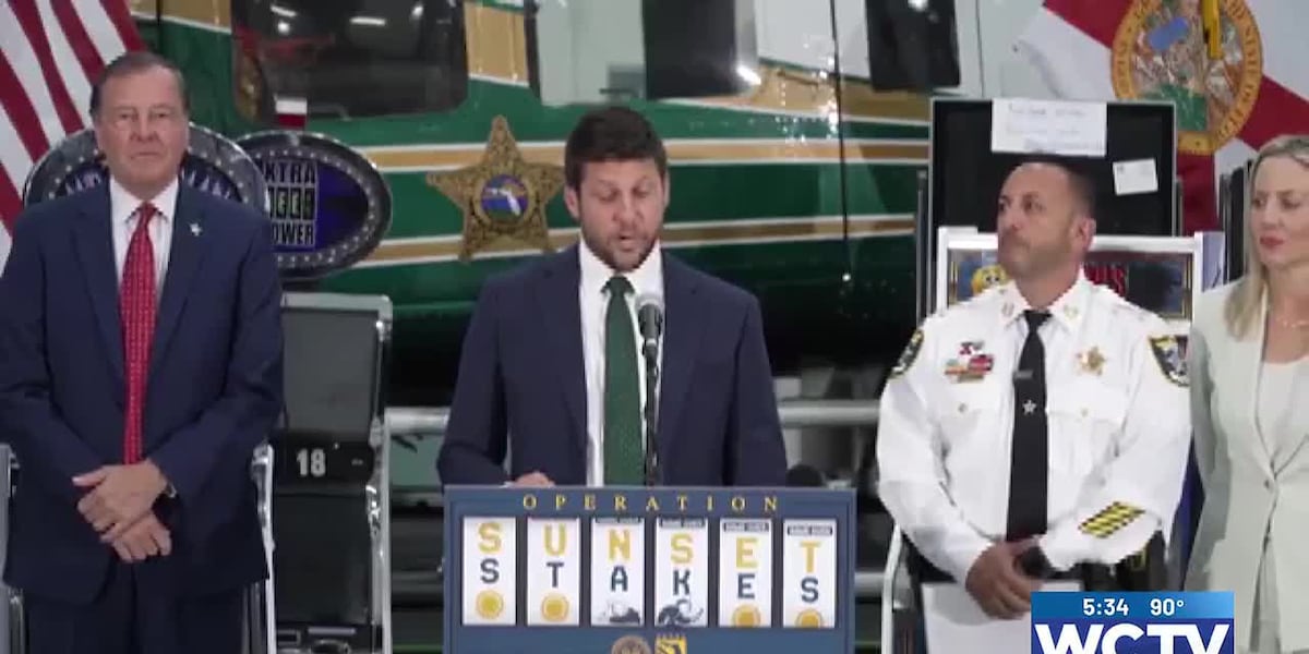Nearly $294K, hundreds of illegal slot machines seized in gambling crackdown, Florida AG says