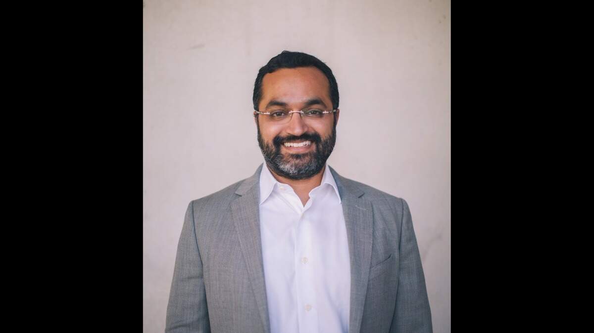 Miami developer Rishi Kapoor was the CEO of Location Ventures. Miami developer Rishi Kapoor was the CEO of Location Ventures.