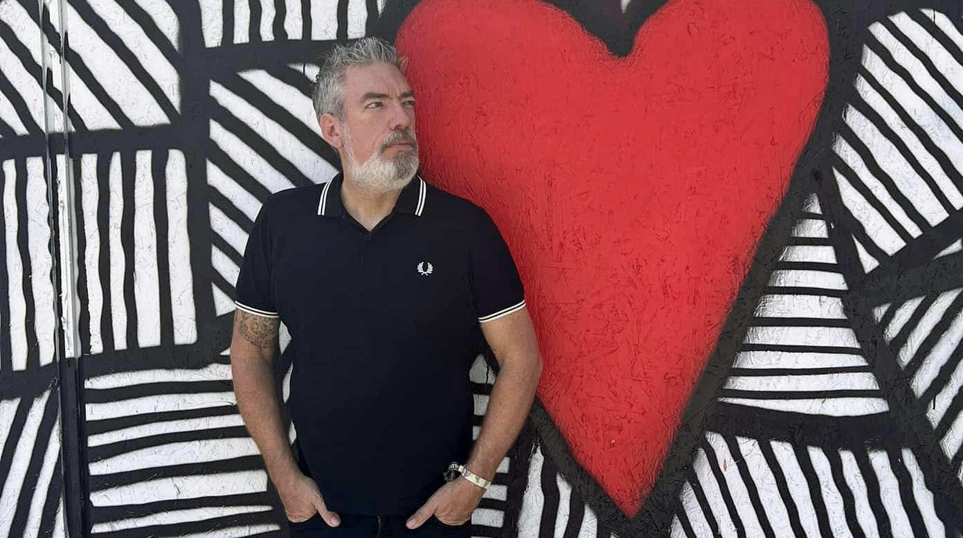 Planet Retro Records owner Rob Sexton dies