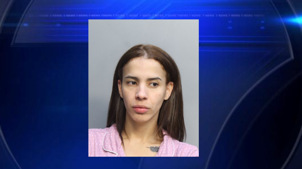 Doral mother charged after child found alone, searching for food, police say - WSVN 7News | Miami News, Weather, Sports
