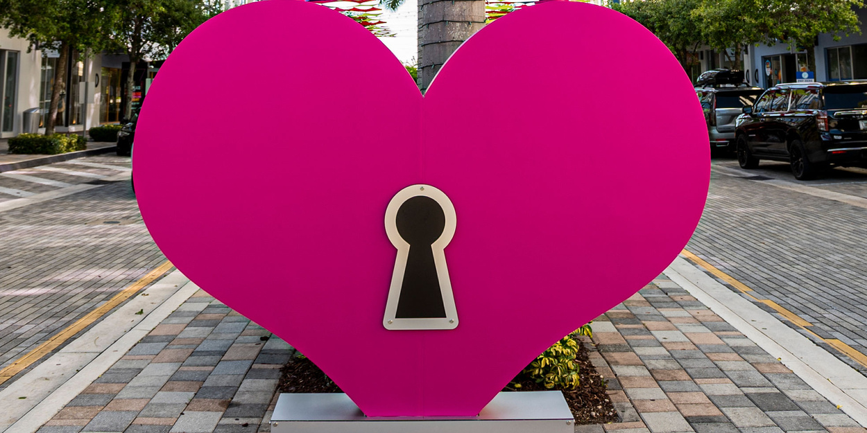 SUMMER LOVIN' Art Installation Opens at CityPlace Doral in Miami