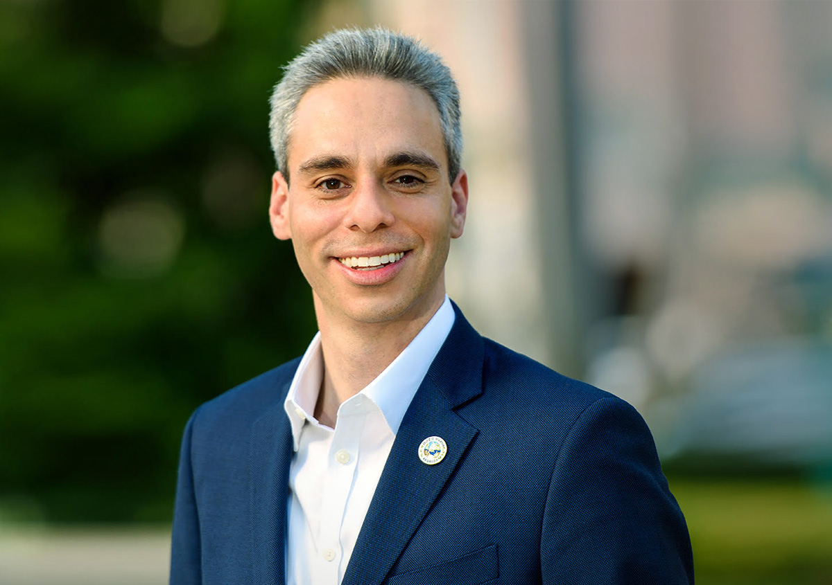 James Uthmeier backs Scott Singer in crowded CD 25 Republican primary
