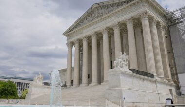Supreme_Court_AP_24151507375844