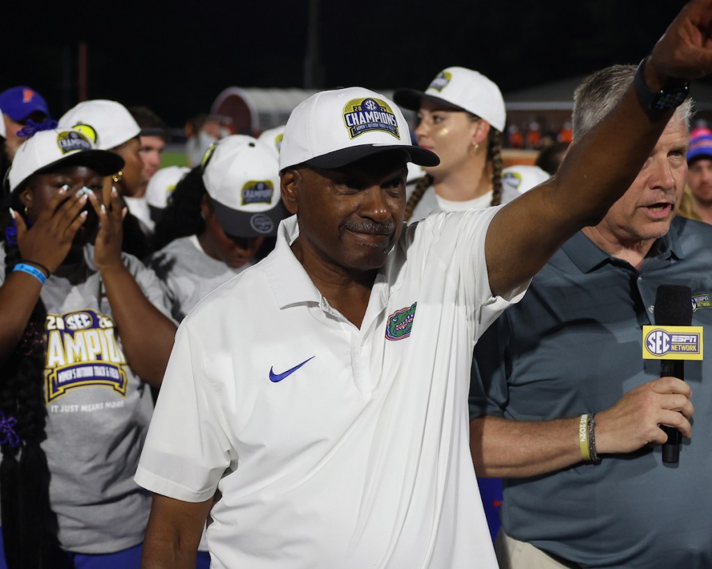 Track coach Holloway aims to extend Florida's title streak