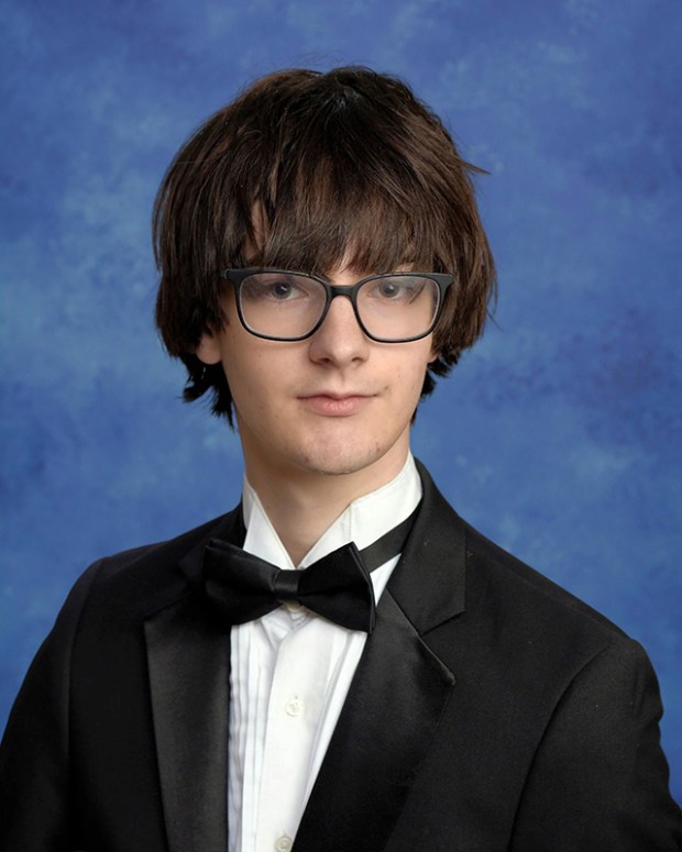 2025/2026 The First Academy Valedictorian Eli Harrison (Courtesy/The First Academy)
